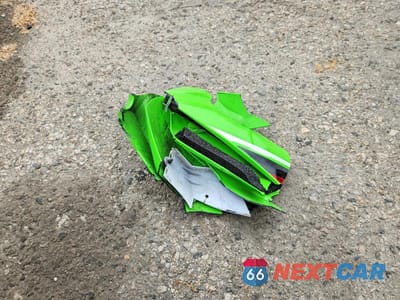 Zdjęcie 9 z 10 samochodu: 2022 KAWASAKI EX400 VIN:JKAEXKG16NDAH2695 - miniatura