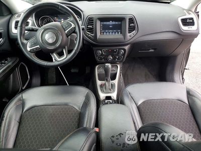 Zdjęcie 8 z 13 samochodu: 2018 JEEP COMPASS LATITUDE VIN:3C4NJCBB6JT123972 - miniatura