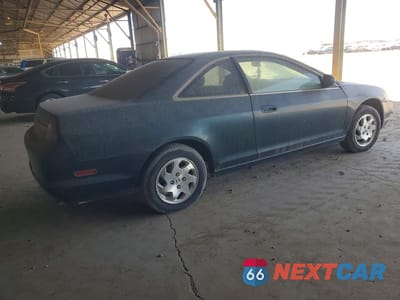 Trzecie zdjęcie samochodu z tyłu: 1999 HONDA ACCORD EX VIN:1HGCG315XXA011923 - miniatura