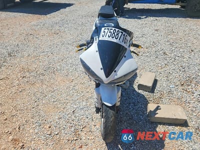 Drugie zdjęcie samochodu z przodu: 2005 YAMAHA YZFR6 L VIN:JYARJ06Y75A005095 - miniatura