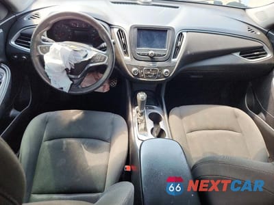 Zdjęcie 8 z 13 samochodu: 2016 CHEVROLET MALIBU LS VIN:1G1ZB5ST3GF345559 - miniatura