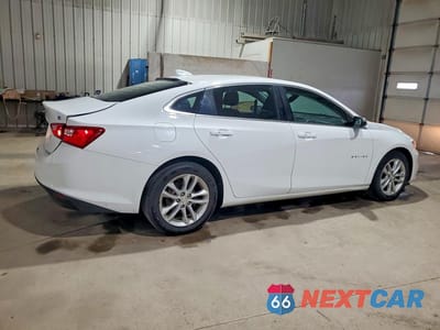 Trzecie zdjęcie samochodu z tyłu: 2018 CHEVROLET MALIBU HYBRID VIN:1G1ZF5SU6JF271641 - miniatura