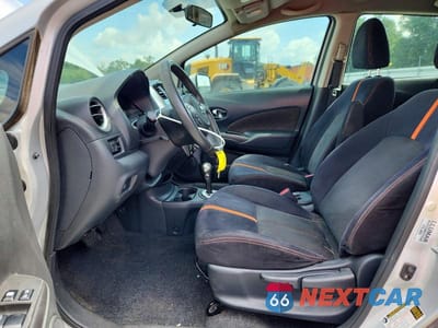 Zdjęcie 7 z 12 samochodu: 2016 NISSAN VERSA NOTE SR VIN:3N1CE2CP5GL378916 - miniatura
