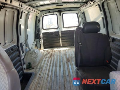 Zdjęcie 10 z 14 samochodu: 2003 GMC SAVANA G2500 VIN:1GTFG25T831139201 - miniatura