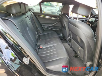 Zdjęcie 10 z 12 samochodu: 2021 BMW 530 XI VIN:WBA13BJ01MCF62337 - miniatura