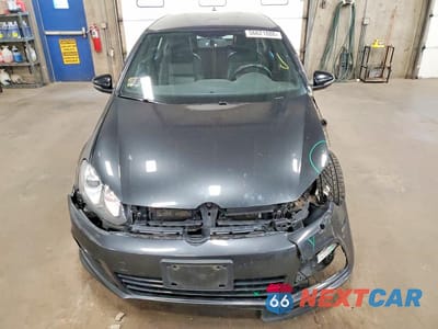 Piąte zdjęcie samochodu w środku: 2012 VOLKSWAGEN GOLF R VIN:WVWPF7AJ6CW192104 - miniatura