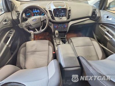 Zdjęcie 8 z 13 samochodu: 2019 FORD ESCAPE SE VIN:1FMCU9GD9KUB32406 - miniatura