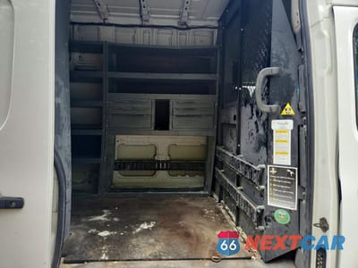 Zdjęcie 10 z 12 samochodu: 2014 NISSAN NV 2500 HD S VIN:1N6AF0LX9EN109544 - miniatura