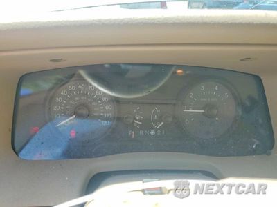 Zdjęcie 9 z 12 samochodu: 2007 MERCURY GRAND MARQUIS GS VIN:2MEFM74V87X633854 - miniatura
