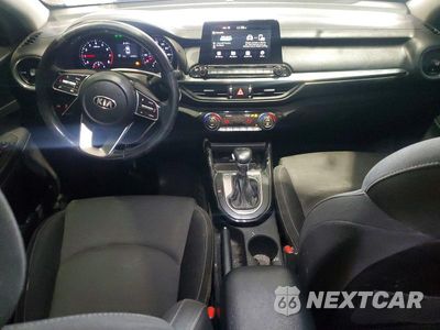Zdjęcie 8 z 12 samochodu: 2019 KIA FORTE S VIN:3KPF34AD4KE062196 - miniatura