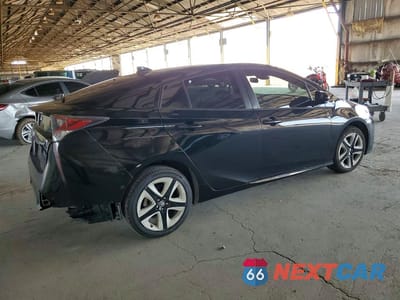 Trzecie zdjęcie samochodu z tyłu: 2017 TOYOTA PRIUS THREE TOURING VIN:JTDKARFU6H3045555 - miniatura