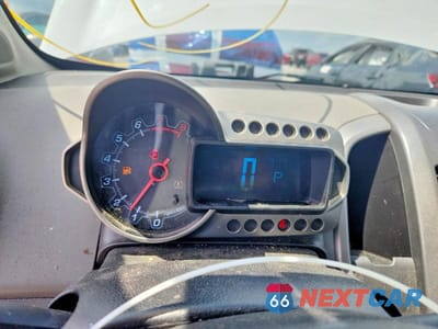 Zdjęcie 9 z 12 samochodu: 2012 CHEVROLET SONIC LT VIN:1G1JC5SB8C4198226 - miniatura