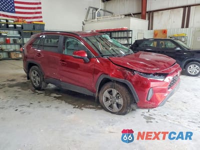 Czwarte zdjęcie samochodu z boku: 2025 TOYOTA RAV4 HYBRID XLE VIN:2T3RWRFV9SW294896 - miniatura