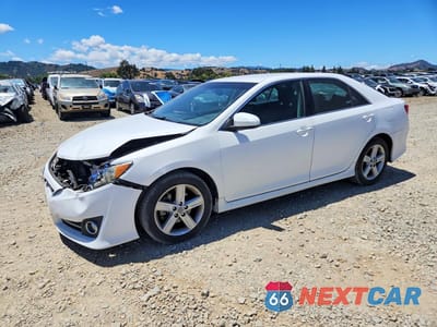 2012 TOYOTA CAMRY SE 4T1BF1FKXCU612396 - główne zdjęcie licytacji z USA - miniatura