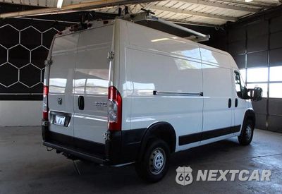 Trzecie zdjęcie samochodu z tyłu: 2023 RAM PROMASTER 3500 3500 HIGH VIN:3C6MRVHG4PE556908 - miniatura