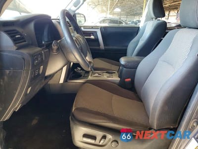 Zdjęcie 7 z 13 samochodu: 2021 TOYOTA 4RUNNER SR5 VIN:JTEMU5JRXM5940066 - miniatura