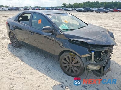 Czwarte zdjęcie samochodu z boku: 2011 KIA FORTE SX VIN:KNAFW4A36B5354052 - miniatura