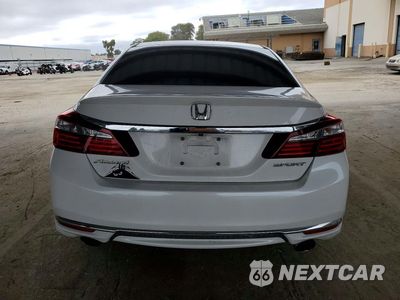 Zdjęcie 6 z 12 samochodu: 2017 HONDA ACCORD SPORT VIN:1HGCR2F53HA285608 - miniatura