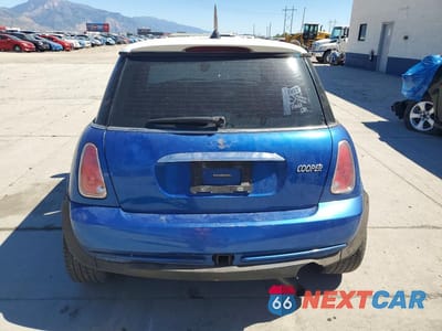 Zdjęcie 6 z 12 samochodu: 2006 MINI COOPER VIN:WMWRC33596TK73207 - miniatura