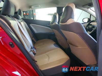 Zdjęcie 10 z 12 samochodu: 2017 TOYOTA PRIUS TWO VIN:JTDKBRFU8H3560926 - miniatura