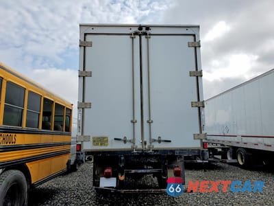 Zdjęcie 6 z 13 samochodu: 2019 FREIGHTLINER BUSINESS CLASS M2 BOX TRUCK VIN:1FVACWD39KHKK5285 - miniatura