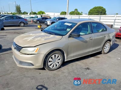 2015 VOLKSWAGEN JETTA BASE 3VW2K7AJ8FM273306 - główne zdjęcie licytacji z USA - miniatura