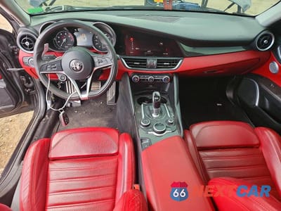 Zdjęcie 8 z 12 samochodu: 2017 ALFA ROMEO GIULIA TI Q4 VIN:ZARFAEEN4H7544406 - miniatura