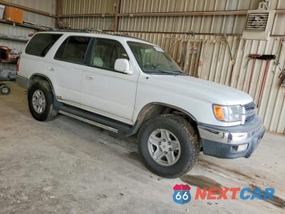 Czwarte zdjęcie samochodu z boku: 2001 TOYOTA 4RUNNER SR5 VIN:JT3GN86R410184711 - miniatura