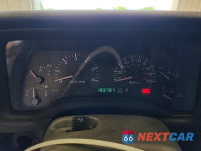 Zdjęcie 9 z 13 samochodu: 2000 JEEP CHEROKEE SPORT VIN:1J4FF48S6YL180952 - miniatura