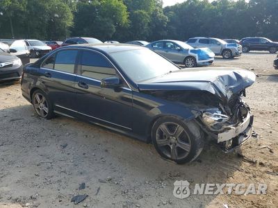 Czwarte zdjęcie samochodu z boku: 2011 MERCEDES-BENZ C 300 VIN:WDDGF5EB0BR155429 - miniatura