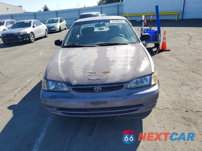 Piąte zdjęcie samochodu w środku: 1998 TOYOTA COROLLA VE VIN:1NXBR12E0WZ025071 - miniatura