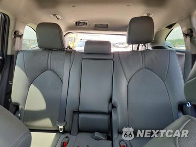 Zdjęcie 19 z 26 samochodu: 2023 TOYOTA HIGHLANDER LIMITED VIN:5TDKDRAH1PS043386 - miniatura