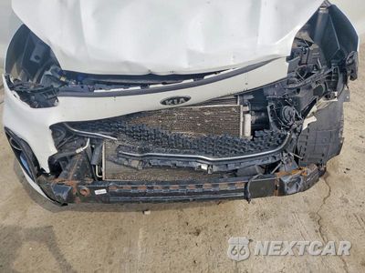 Zdjęcie 11 z 13 samochodu: 2018 KIA SPORTAGE LX VIN:KNDPMCAC4J7437957 - miniatura