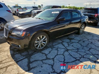 2014 CHRYSLER 300 S 2C3CCAGG4EH352776 - główne zdjęcie licytacji z USA - miniatura