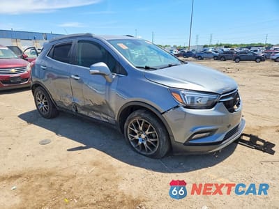 Czwarte zdjęcie samochodu z boku: 2019 BUICK ENCORE SPORT TOURING VIN:KL4CJ1SB8KB828426 - miniatura