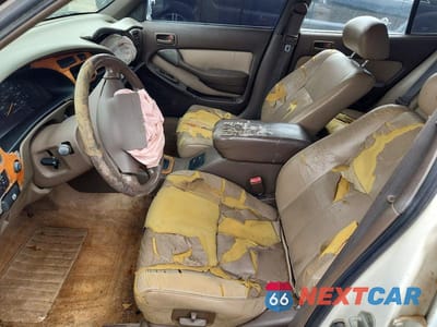 Zdjęcie 7 z 12 samochodu: 1996 TOYOTA CAMRY VIN:JT2BF12K2T0145551 - miniatura