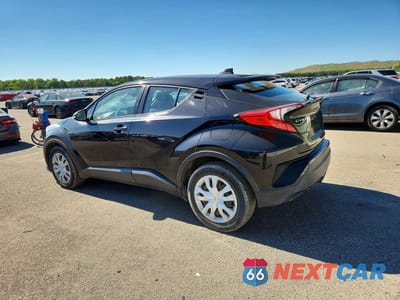 Drugie zdjęcie samochodu z przodu: 2019 TOYOTA C-HR VIN:NMTKHMBX2KR090673 - miniatura