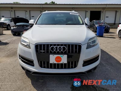 Piąte zdjęcie samochodu w środku: 2014 AUDI Q7 PREMIUM VIN:WA1CGAFE6ED004002 - miniatura