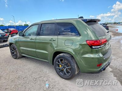 Drugie zdjęcie samochodu z przodu: 2021 JEEP GRAND CHEROKEE TRACKHAWK VIN:1C4RJFN93MC605875 - miniatura