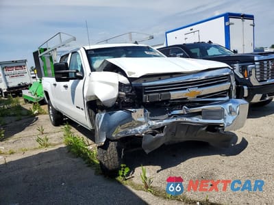 Czwarte zdjęcie samochodu z boku: 2015 CHEVROLET SILVERADO K2500 HEAVY DUTY LT VIN:1GC1KVEG7FF109269 - miniatura