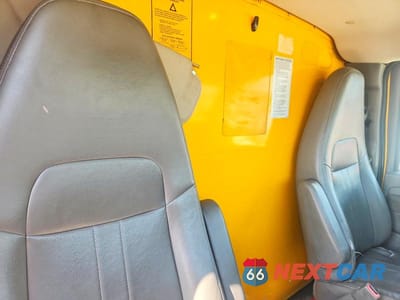 Zdjęcie 11 z 13 samochodu: 2015 GMC SAVANA CUTAWAY G3500 VIN:1GD374CG2F1168312 - miniatura