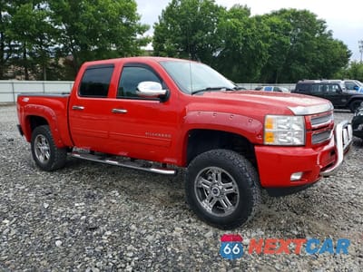 Czwarte zdjęcie samochodu z boku: 2012 CHEVROLET SILVERADO K1500 LT VIN:3GCPKSE70CG226873 - miniatura