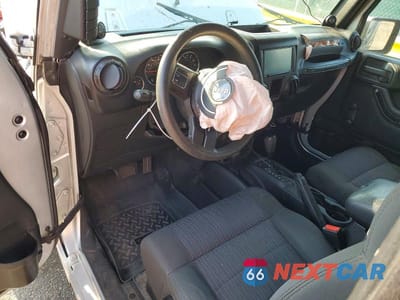 Zdjęcie 8 z 12 samochodu: 2011 JEEP WRANGLER SPORT VIN:1J4AA2D1XBL548163 - miniatura