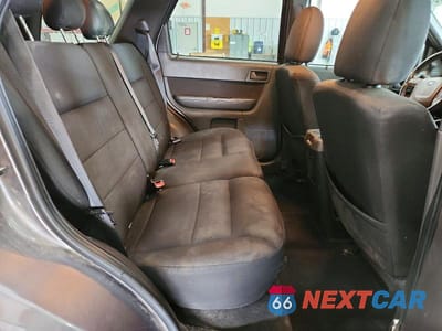 Zdjęcie 10 z 13 samochodu: 2009 FORD ESCAPE XLT VIN:1FMCU03G39KB96670 - miniatura