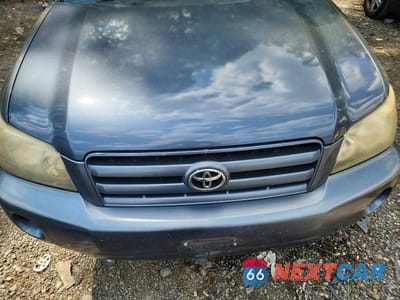 Zdjęcie 12 z 13 samochodu: 2004 TOYOTA HIGHLANDER BASE VIN:JTEEP21A240006677 - miniatura