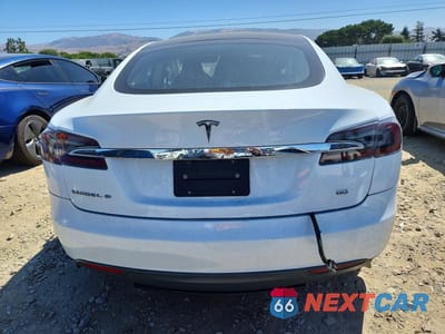 Zdjęcie 6 z 13 samochodu: 2013 TESLA MODEL S VIN:5YJSA1CG7DFP07530 - miniatura