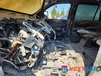 Zdjęcie 7 z 13 samochodu: 2017 CADILLAC ESCALADE LUXURY VIN:1GYS4BKJ3HR199402 - miniatura