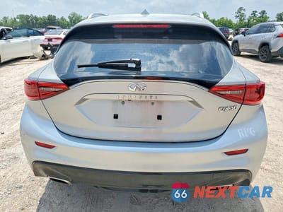 Zdjęcie 6 z 13 samochodu: 2017 INFINITI QX30 PREMIUM VIN:SJKCH5CP5HA027550 - miniatura