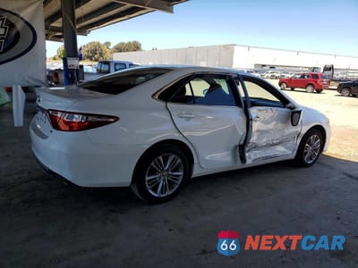 Trzecie zdjęcie samochodu z tyłu: 2016 TOYOTA CAMRY SE VIN:4T1BF1FK6GU500975 - miniatura