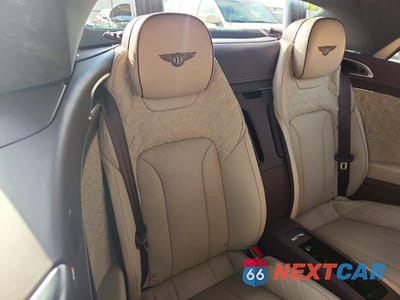 Zdjęcie 10 z 13 samochodu: 2023 BENTLEY CONTINENTAL GT VIN:SCBDG4ZG8PC006872 - miniatura